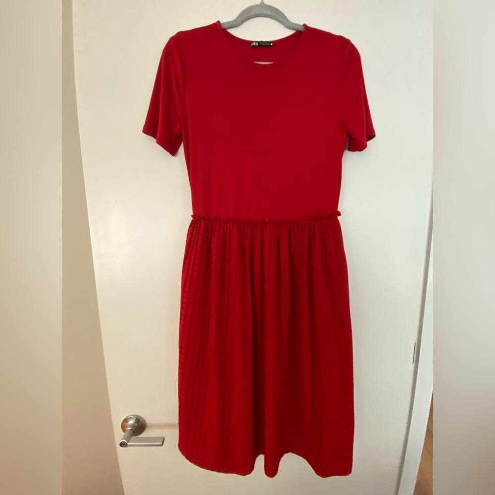 Zara - Red dress casual occasions